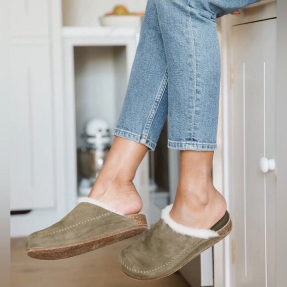 JENNI KAYNE Shearling-Lined Moc Clog Suede in Laurel Green Size 39 Size 9 - Picture 1 of 16